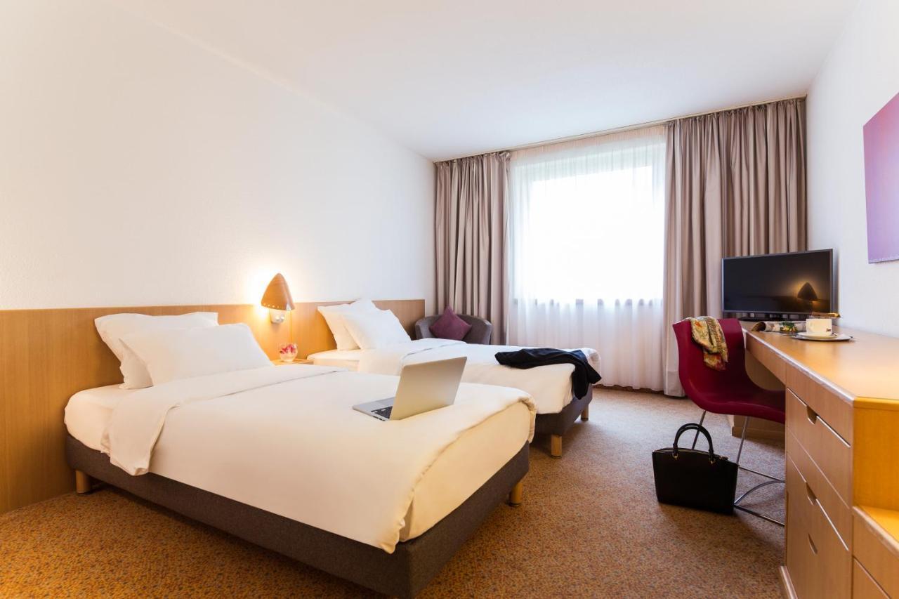 Novotel Duesseldorf City West Екстер'єр фото